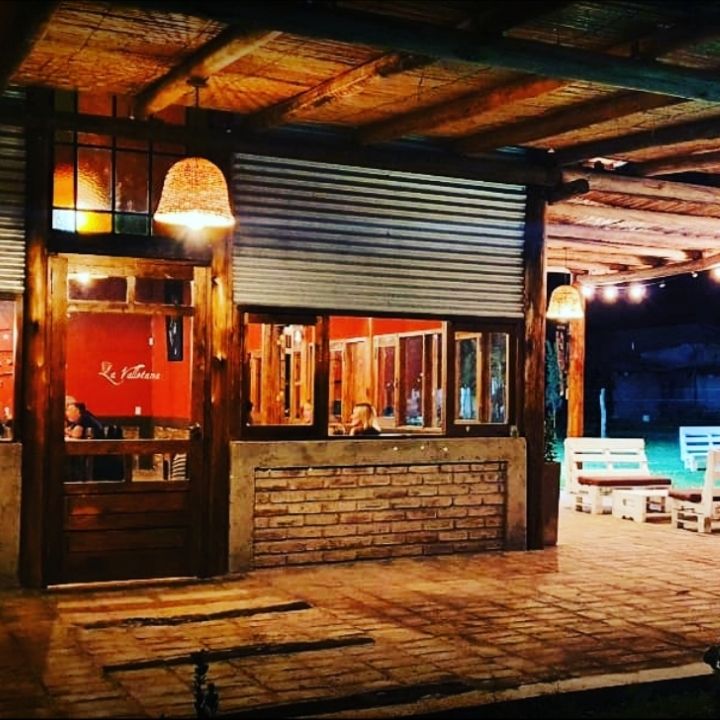 Finca La Valletana: hospedaje - restaurante